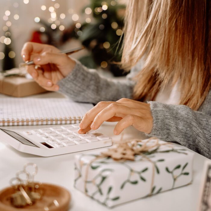 Small Steps to Improve Your Credit Before Year-End